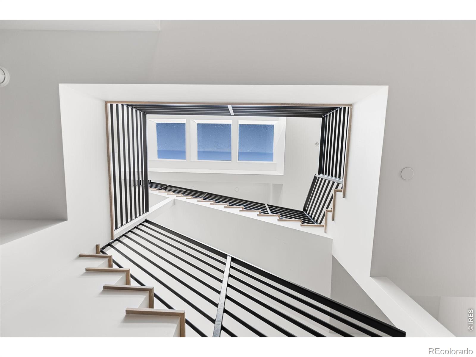 MLS Image #11 for 3315  broadway street,boulder, Colorado