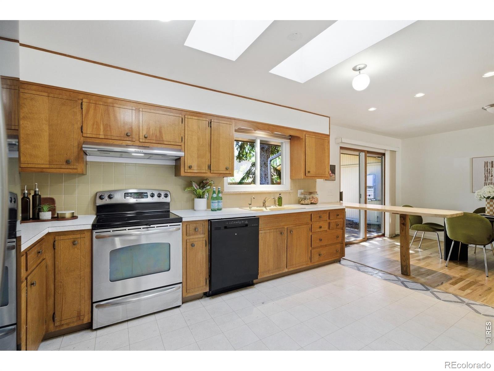 MLS Image #14 for 2332 s college avenue,fort collins, Colorado