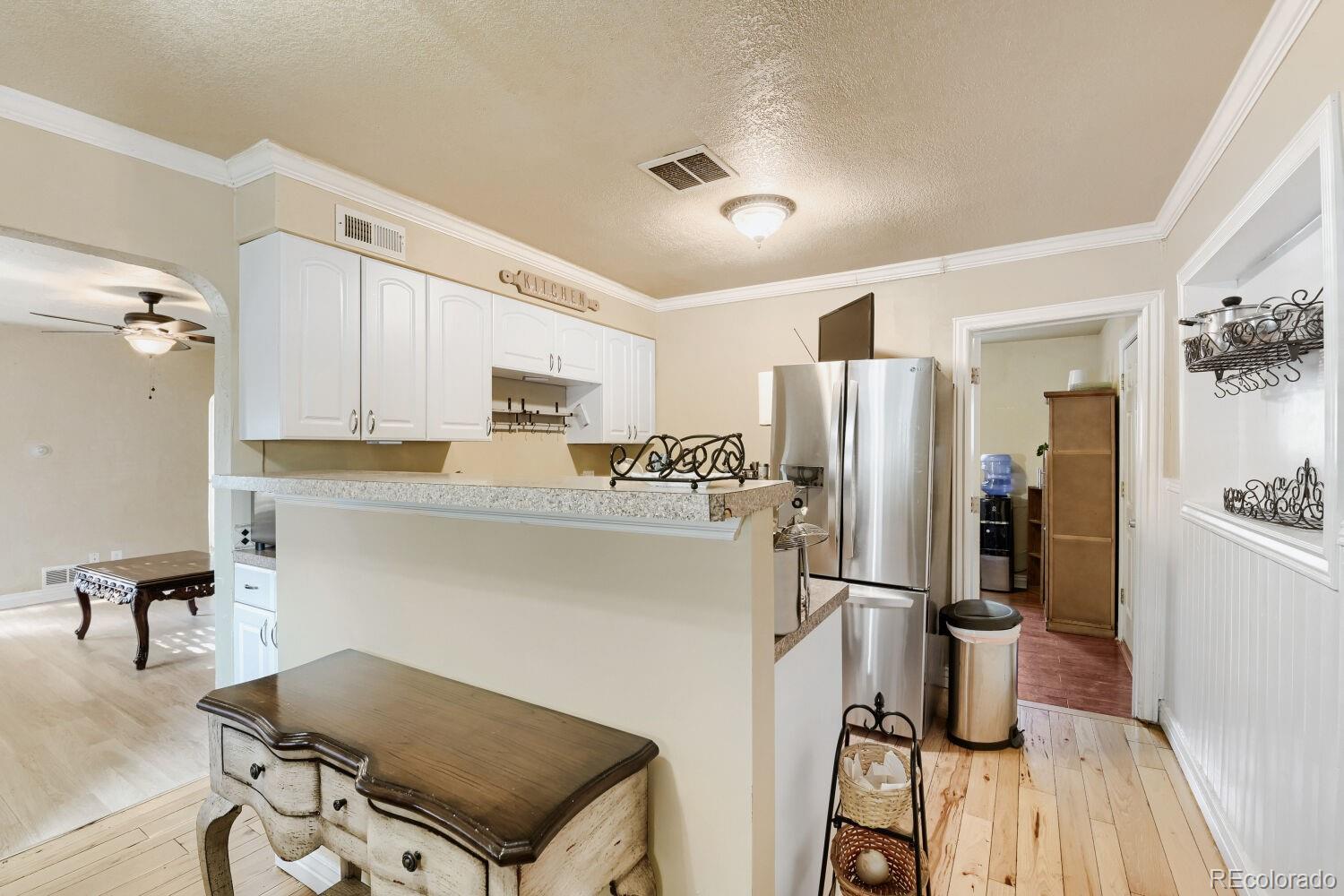 MLS Image #10 for 9390  nagel drive,denver, Colorado