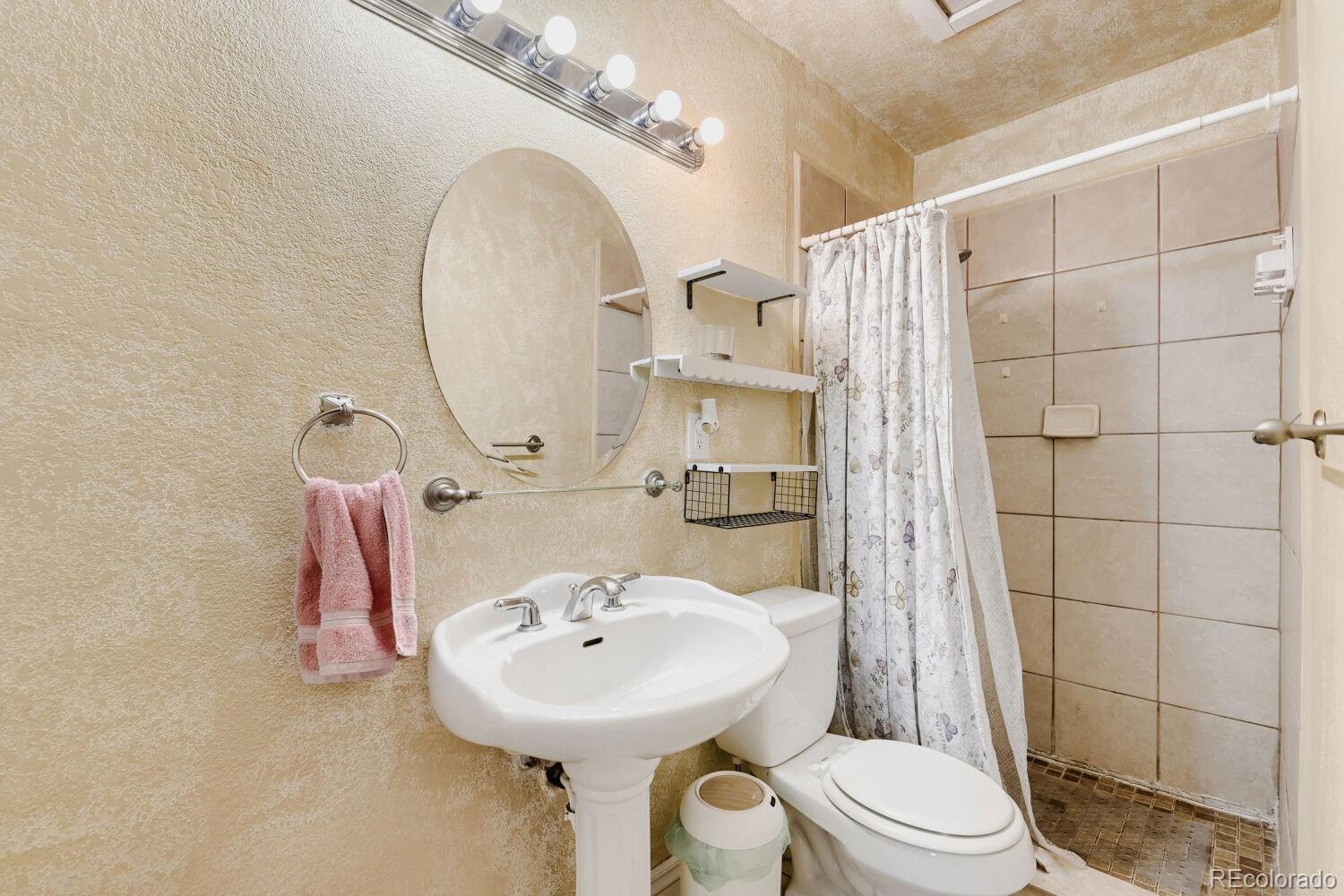 MLS Image #18 for 9390  nagel drive,denver, Colorado