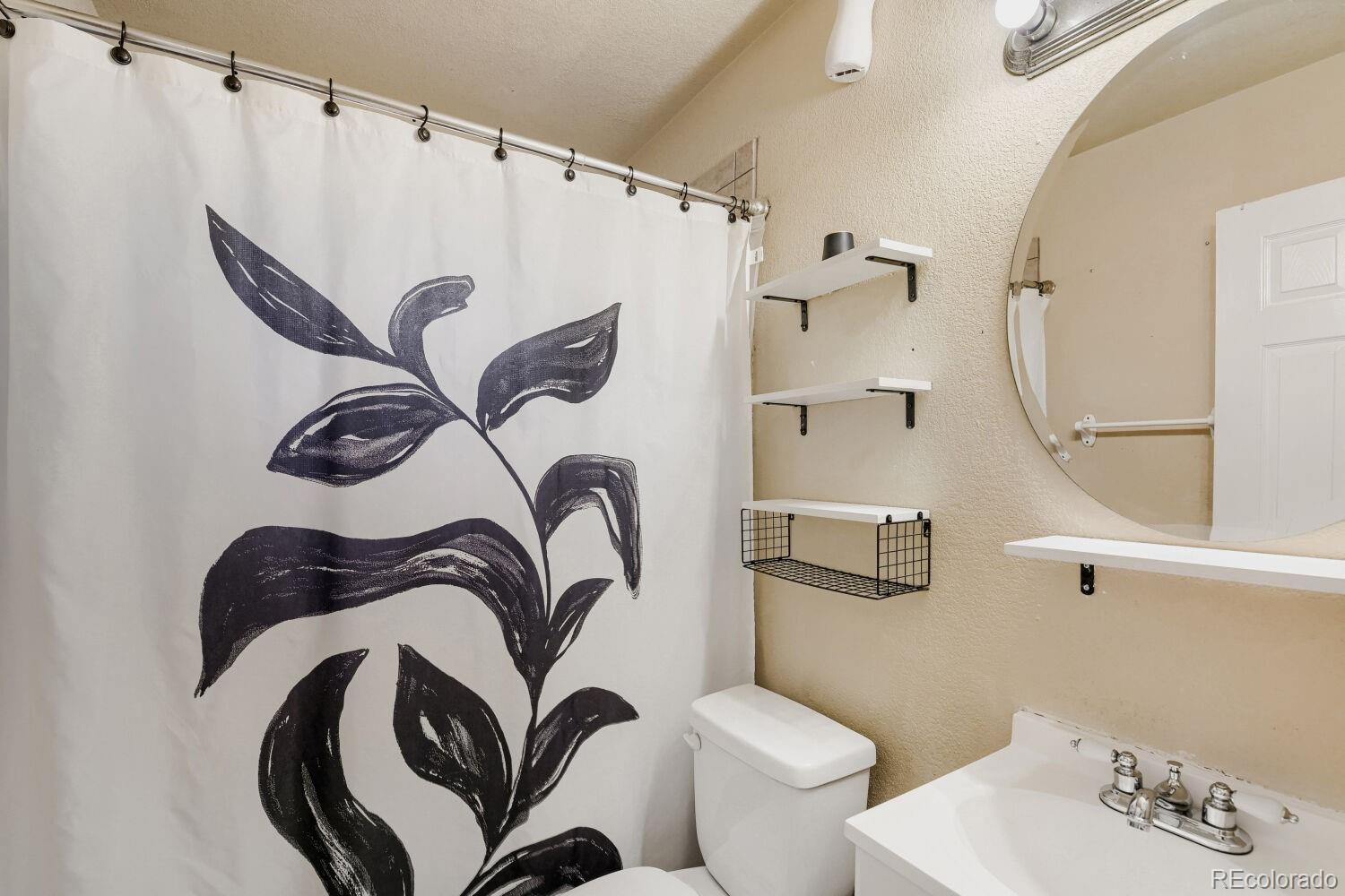MLS Image #22 for 9390  nagel drive,denver, Colorado