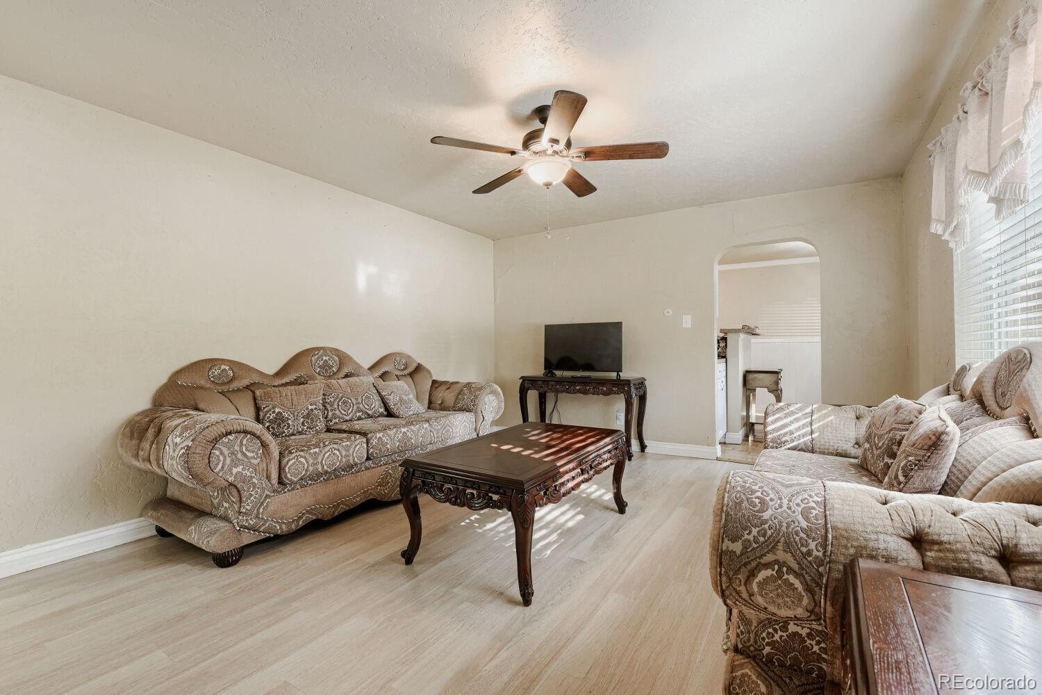 MLS Image #6 for 9390  nagel drive,denver, Colorado