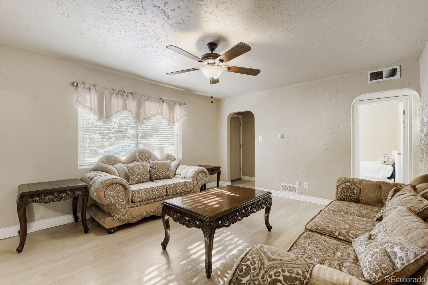 MLS Image #7 for 9390  nagel drive,denver, Colorado