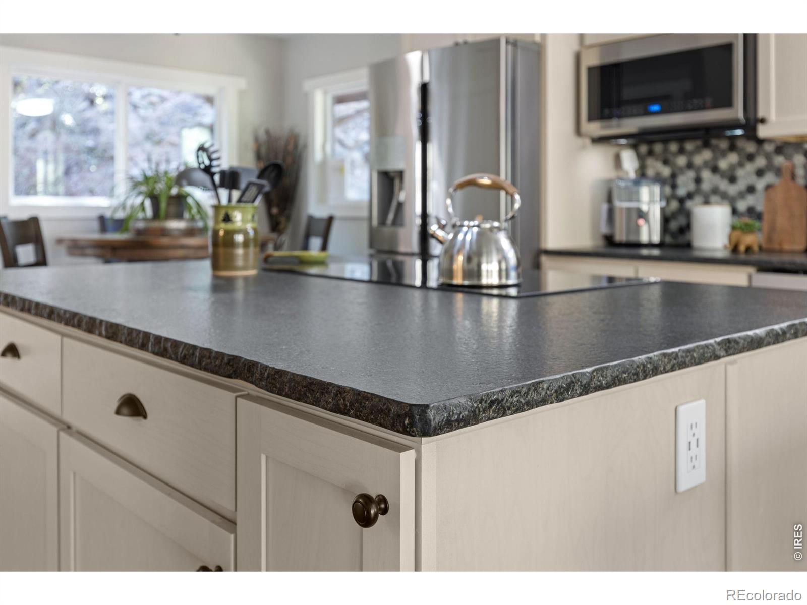 MLS Image #10 for 130  sly fox road,drake, Colorado