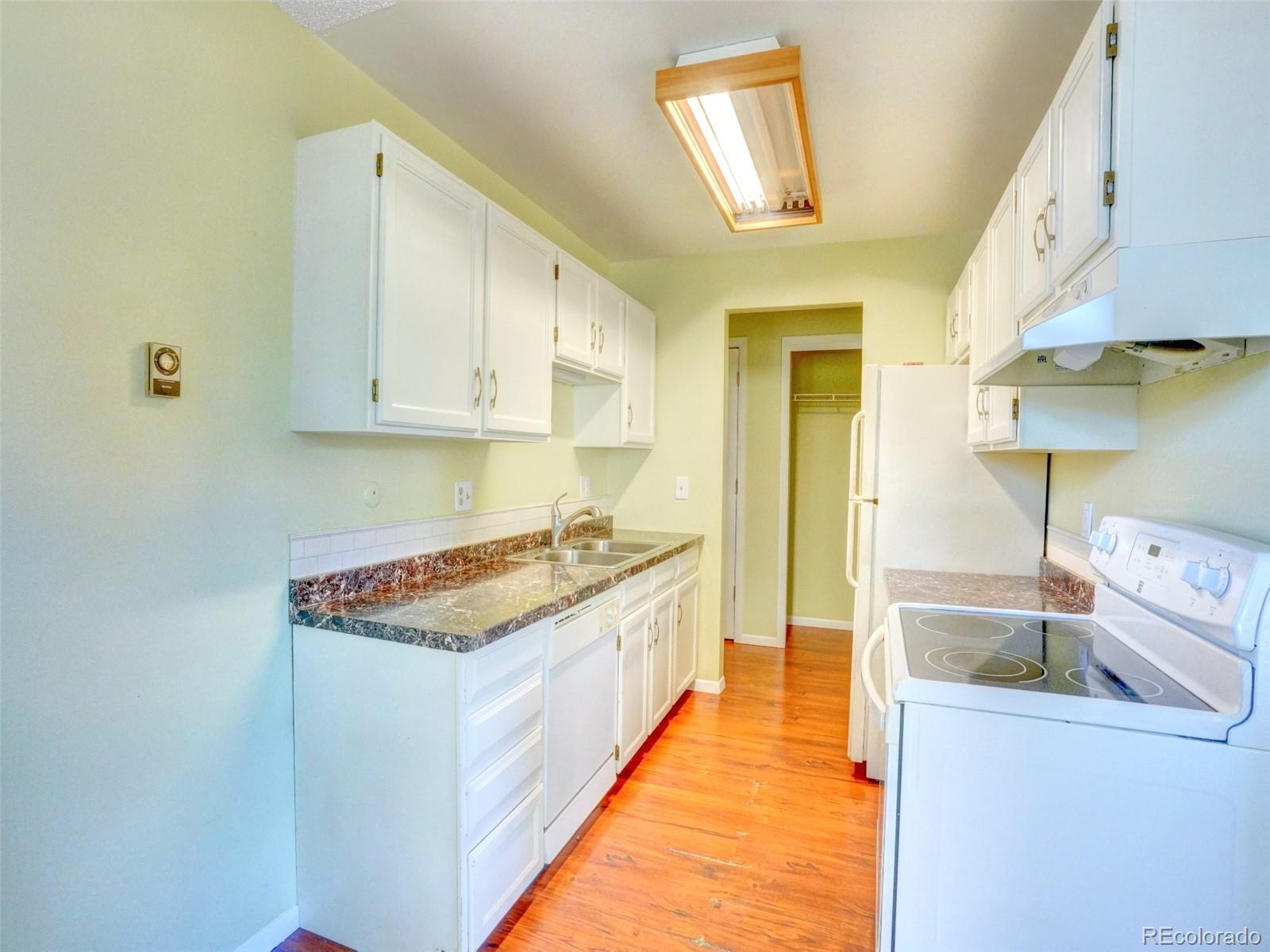 MLS Image #4 for 17505 e mansfield avenue,aurora, Colorado