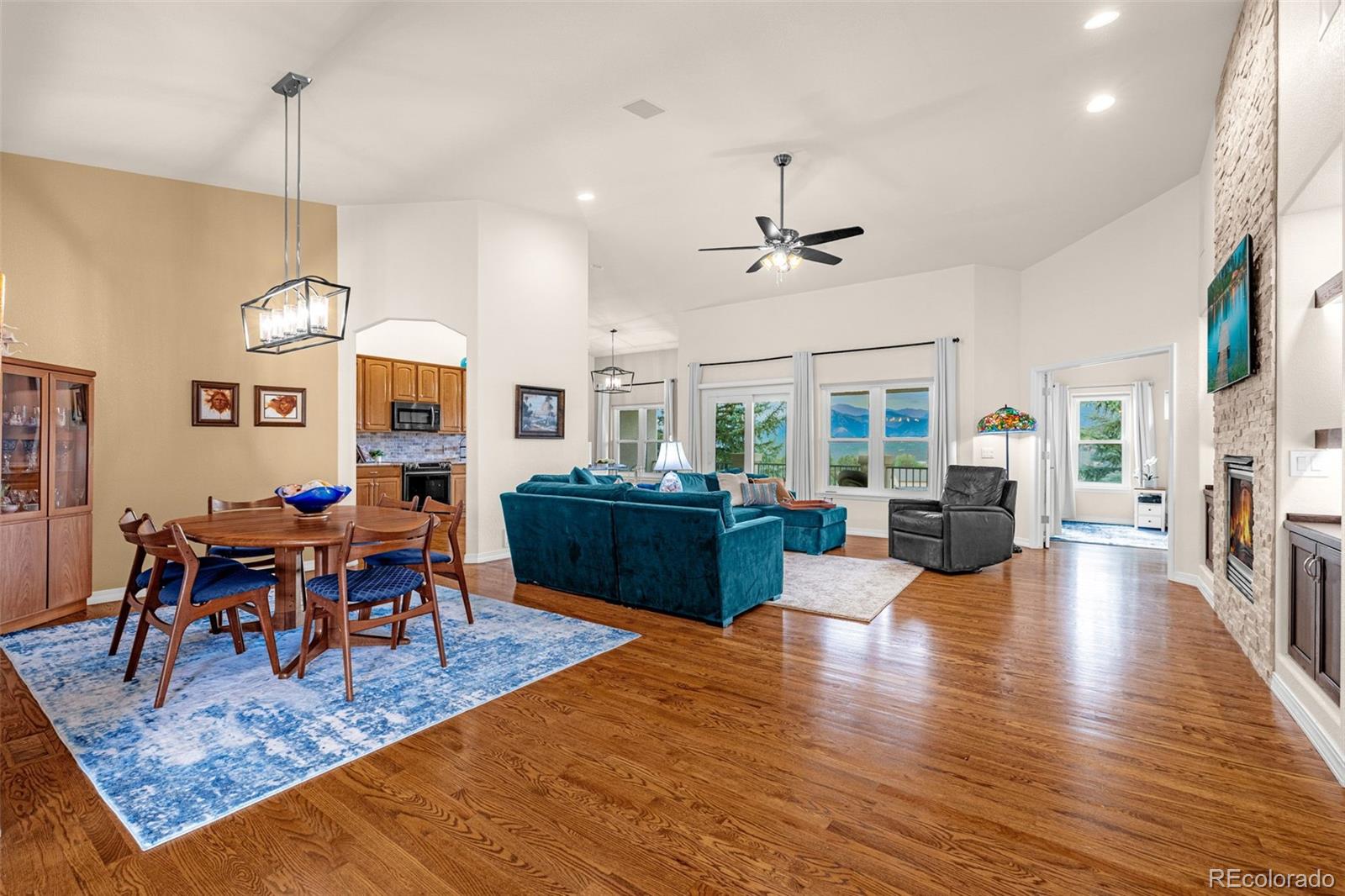 MLS Image #3 for 14324  eagle villa grove,colorado springs, Colorado
