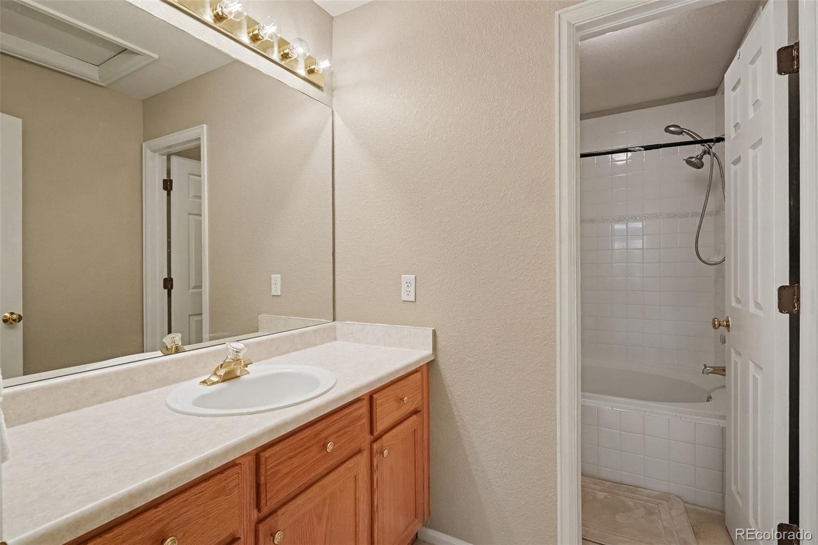 MLS Image #11 for 19420 e mann creek drive d,parker, Colorado