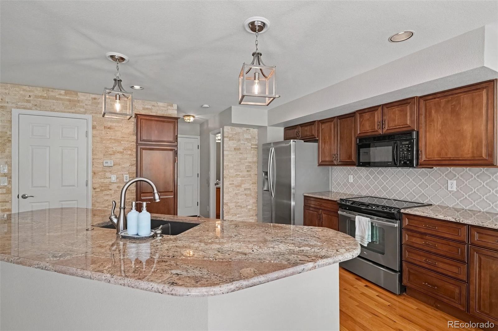MLS Image #8 for 19420 e mann creek drive d,parker, Colorado
