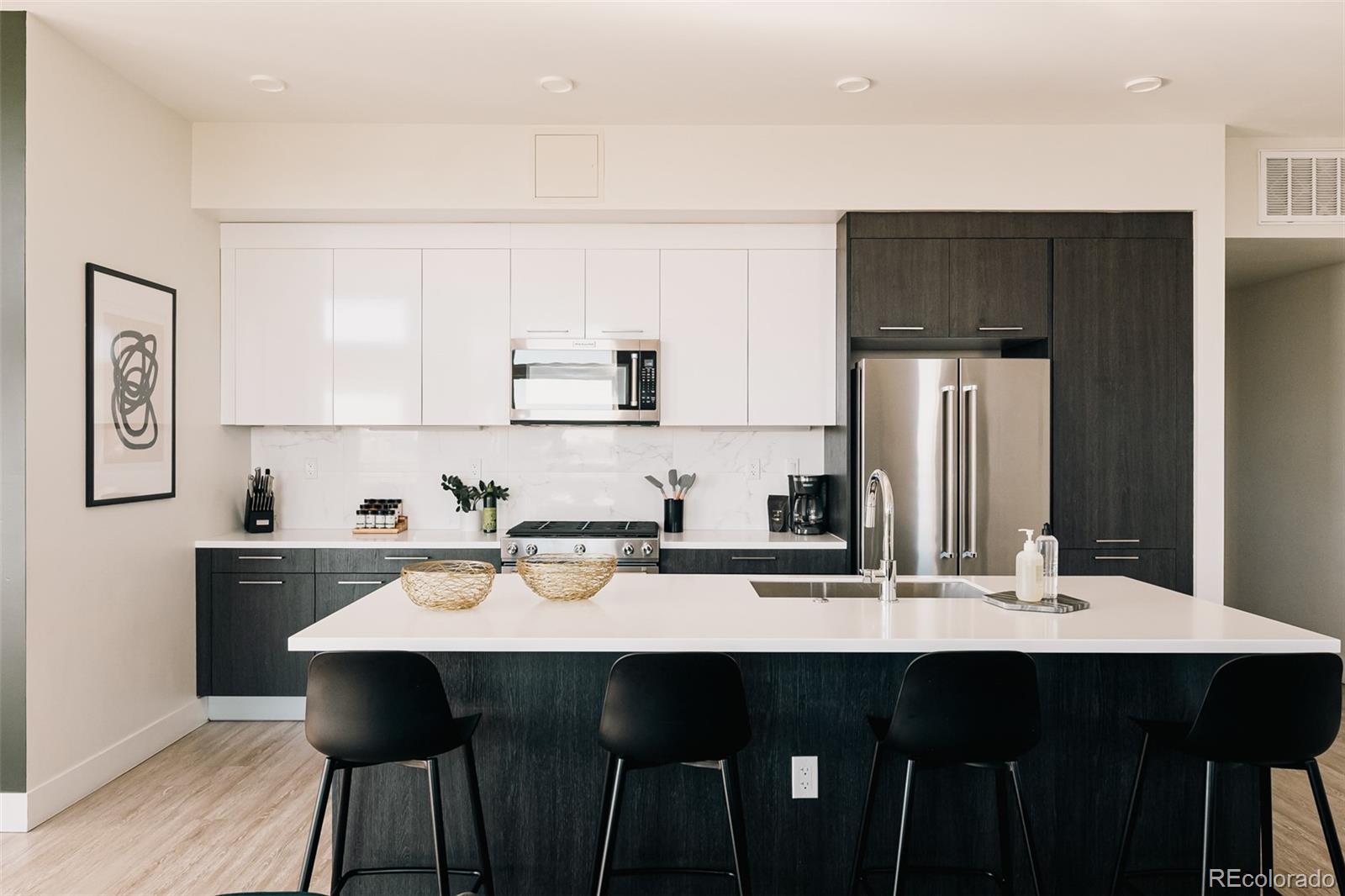 MLS Image #2 for 2880  zuni street 308,denver, Colorado