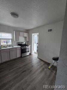 MLS Image #2 for 807 s vrain street,denver, Colorado