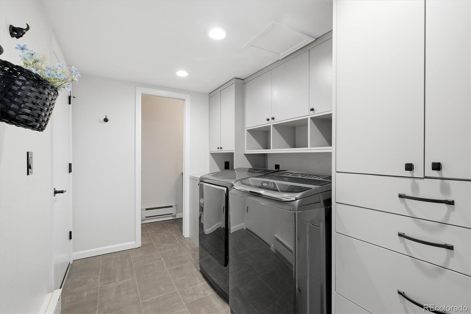 MLS Image #15 for 5115 e davies drive,littleton, Colorado