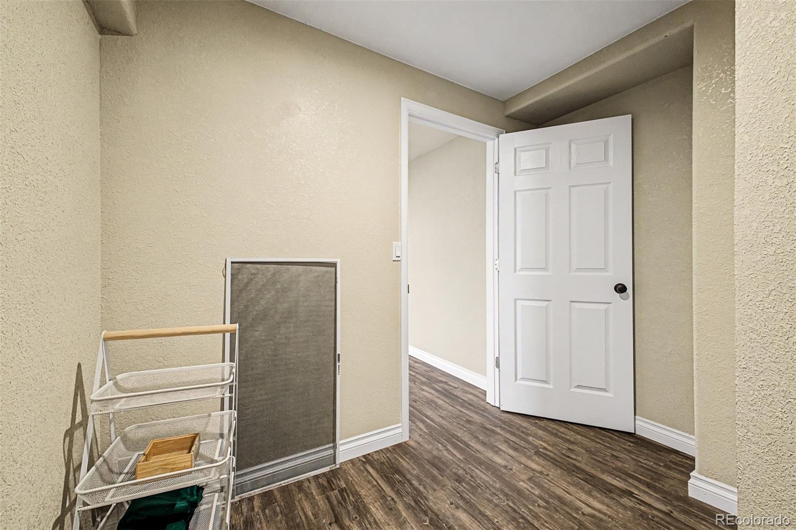 MLS Image #33 for 9416 w swarthmore drive,littleton, Colorado