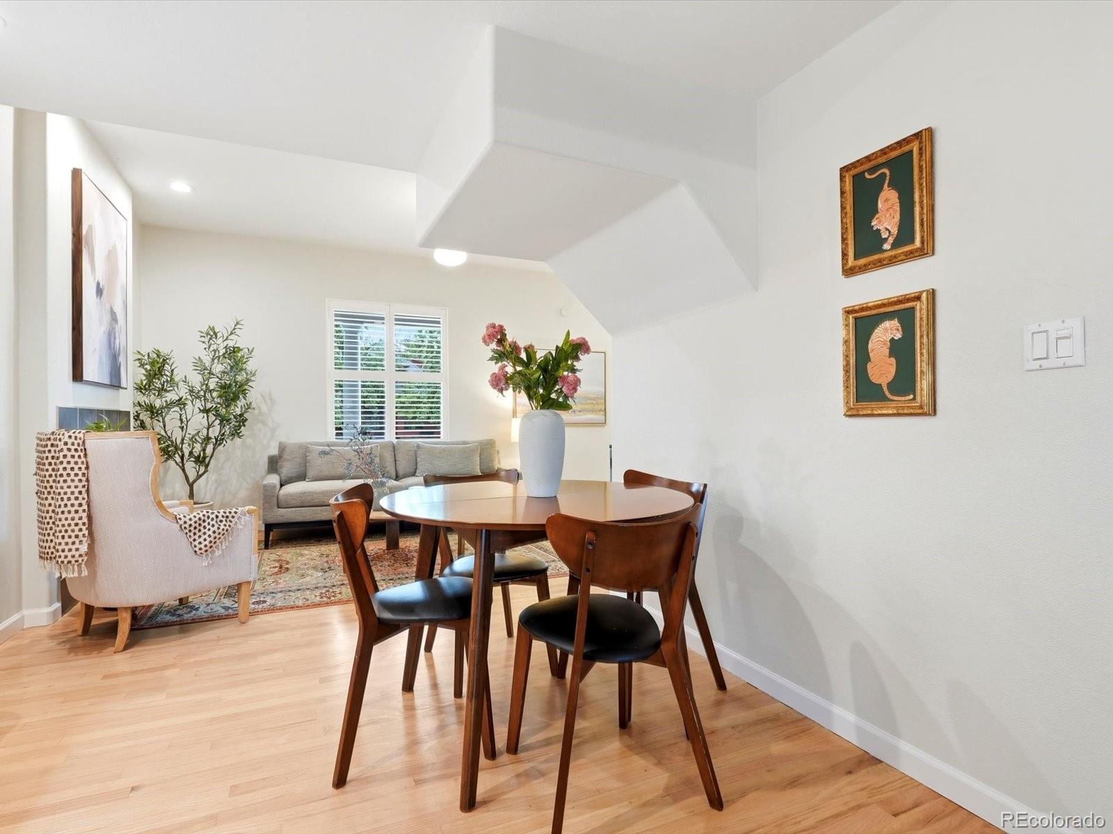 MLS Image #11 for 555 s lincoln street,denver, Colorado