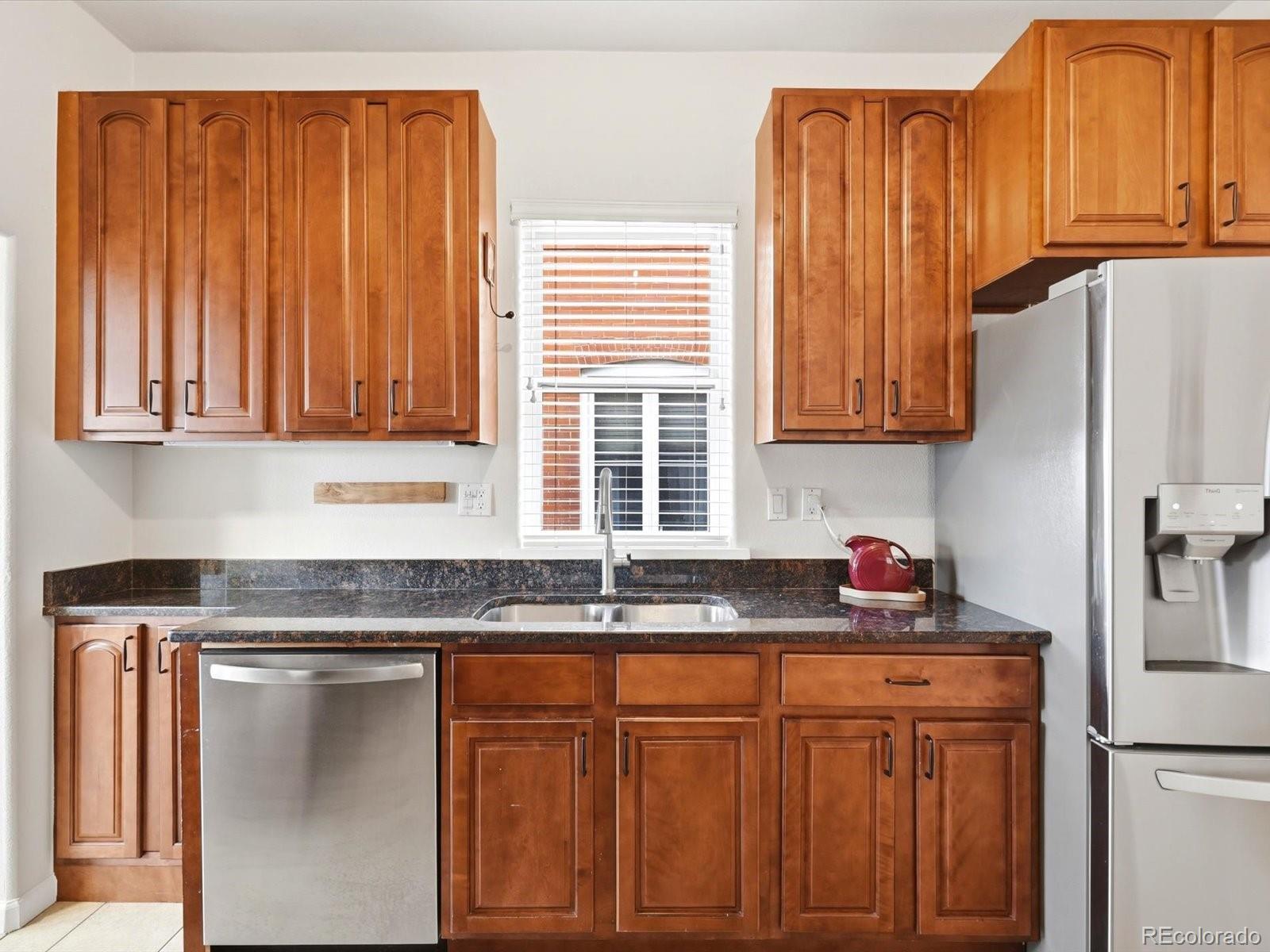 MLS Image #13 for 555 s lincoln street,denver, Colorado
