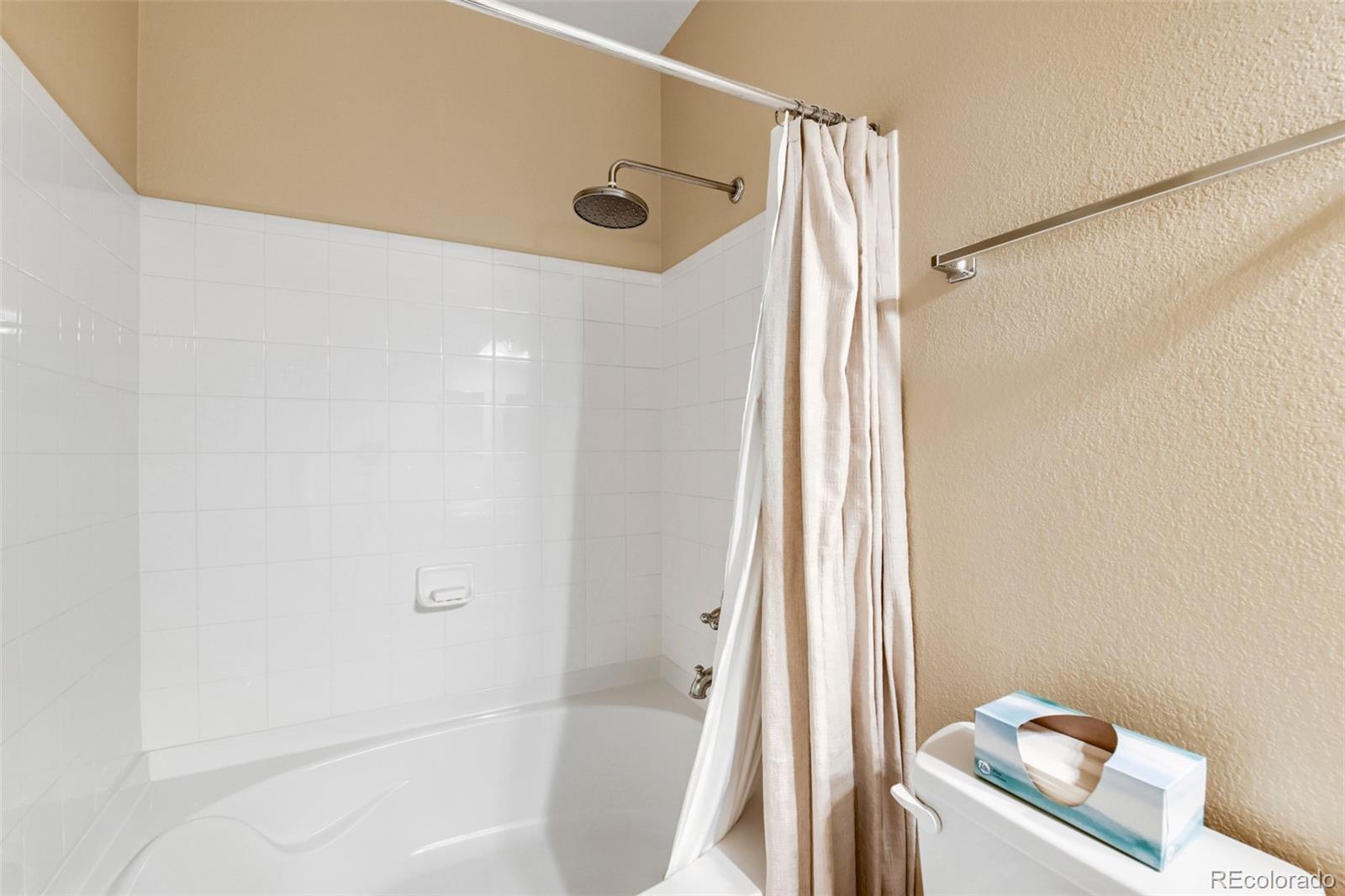 MLS Image #18 for 1450  blue sky way,erie, Colorado