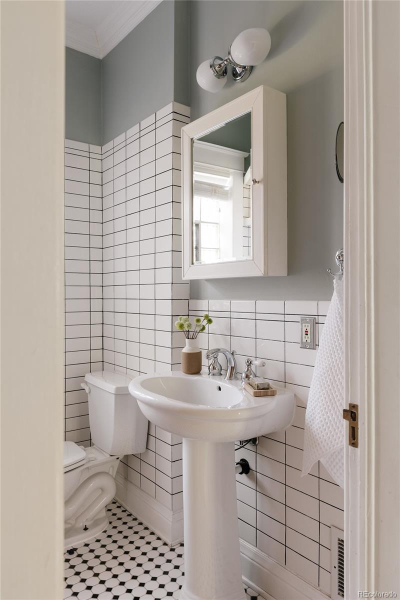 MLS Image #22 for 4176  knox court,denver, Colorado