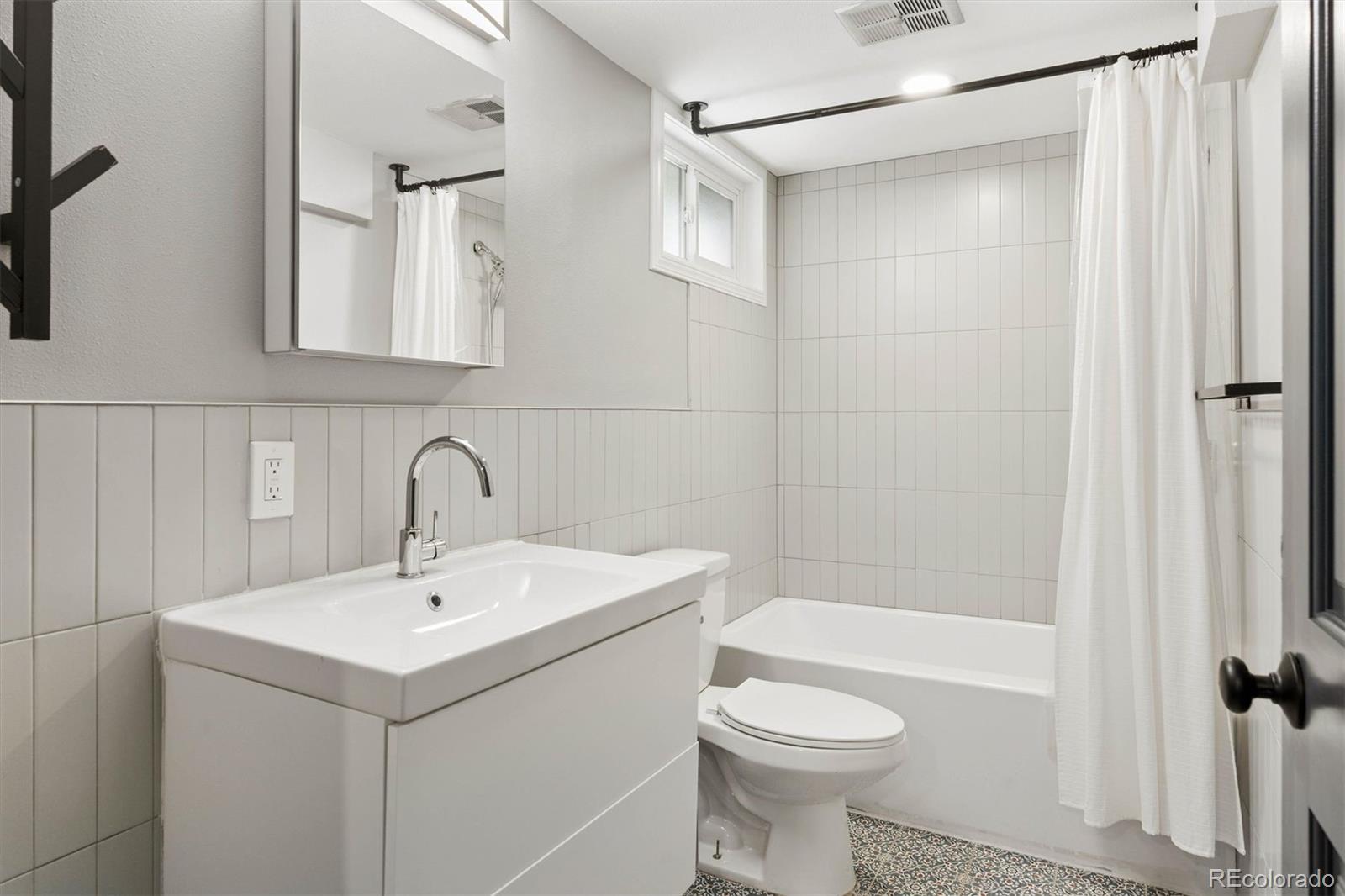 MLS Image #27 for 6645 e colorado drive,denver, Colorado