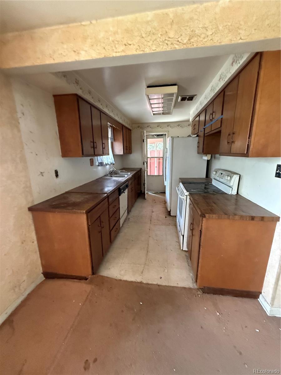 MLS Image #1 for 8110 w 64th avenue,arvada, Colorado