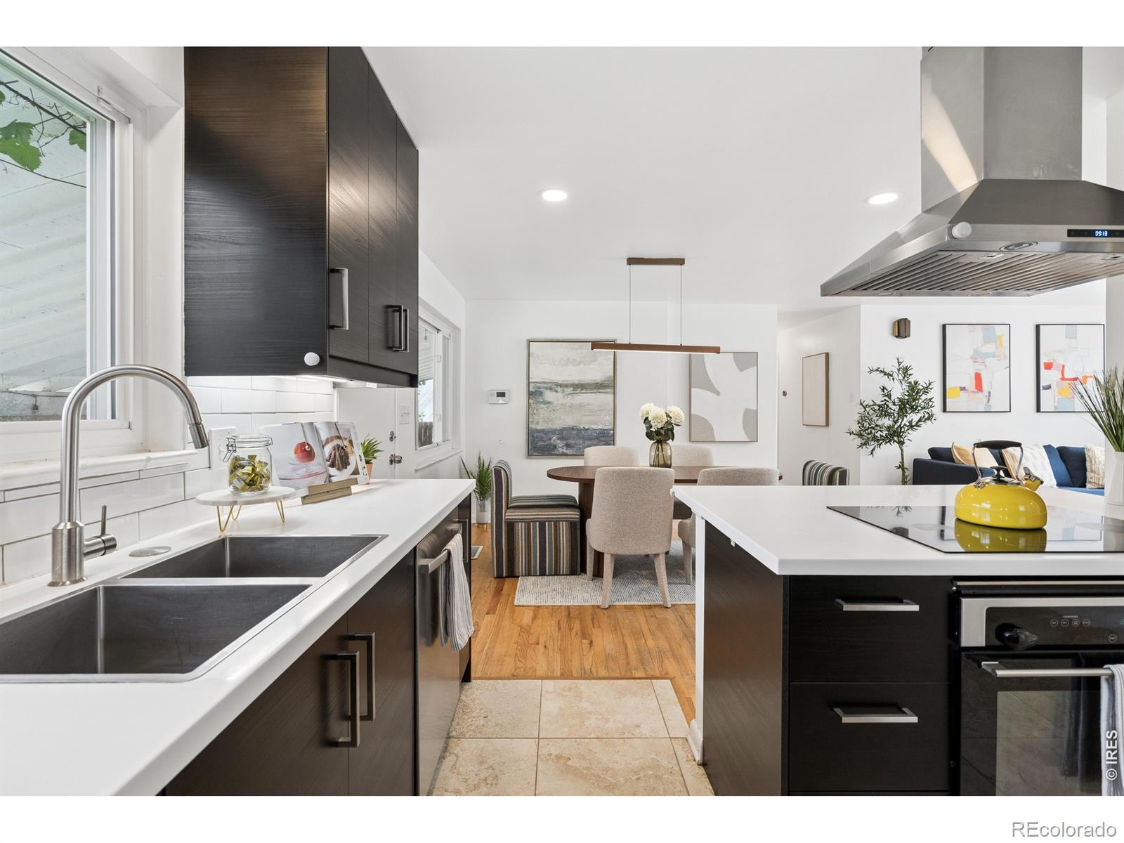 MLS Image #11 for 3045 n columbine street,denver, Colorado