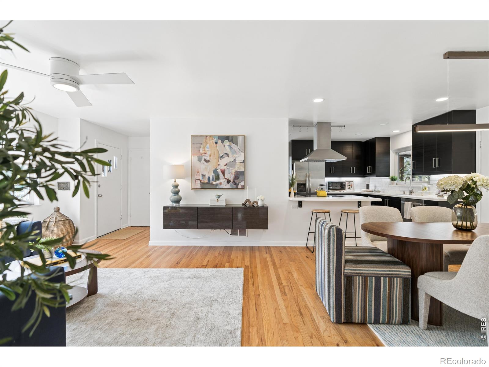 MLS Image #6 for 3045 n columbine street,denver, Colorado