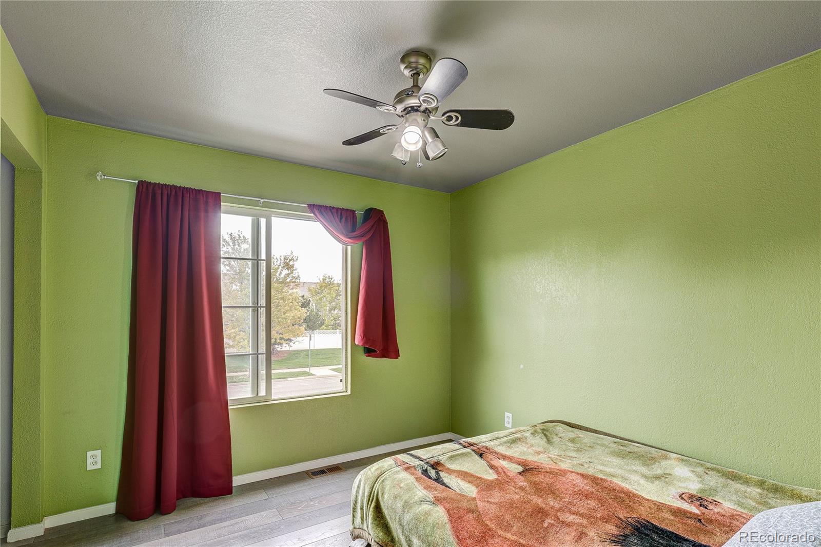 MLS Image #20 for 21316 e 55th place,denver, Colorado