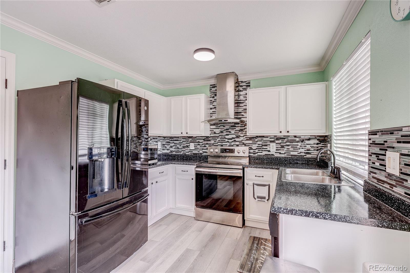 MLS Image #7 for 21316 e 55th place,denver, Colorado