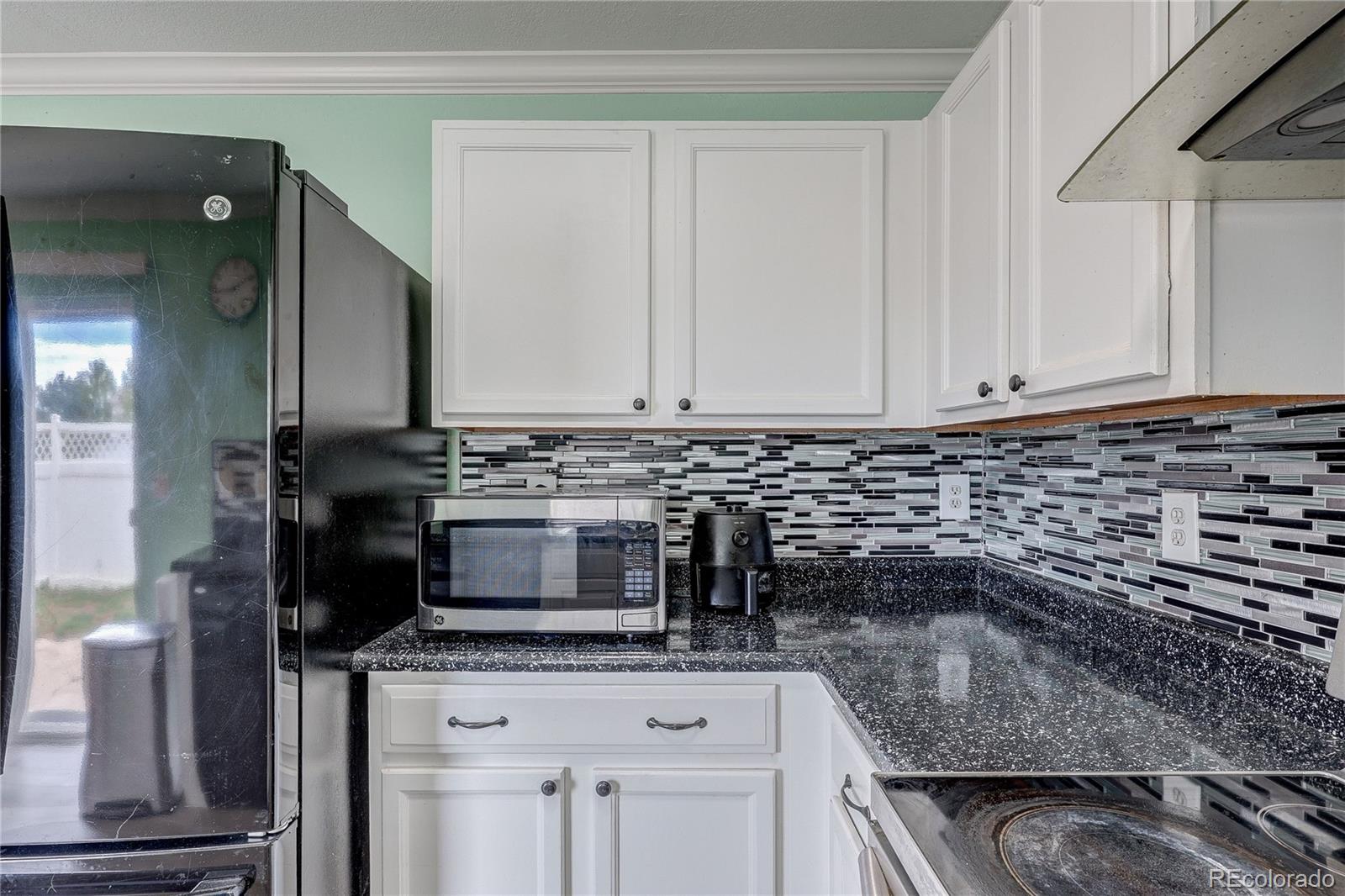 MLS Image #8 for 21316 e 55th place,denver, Colorado