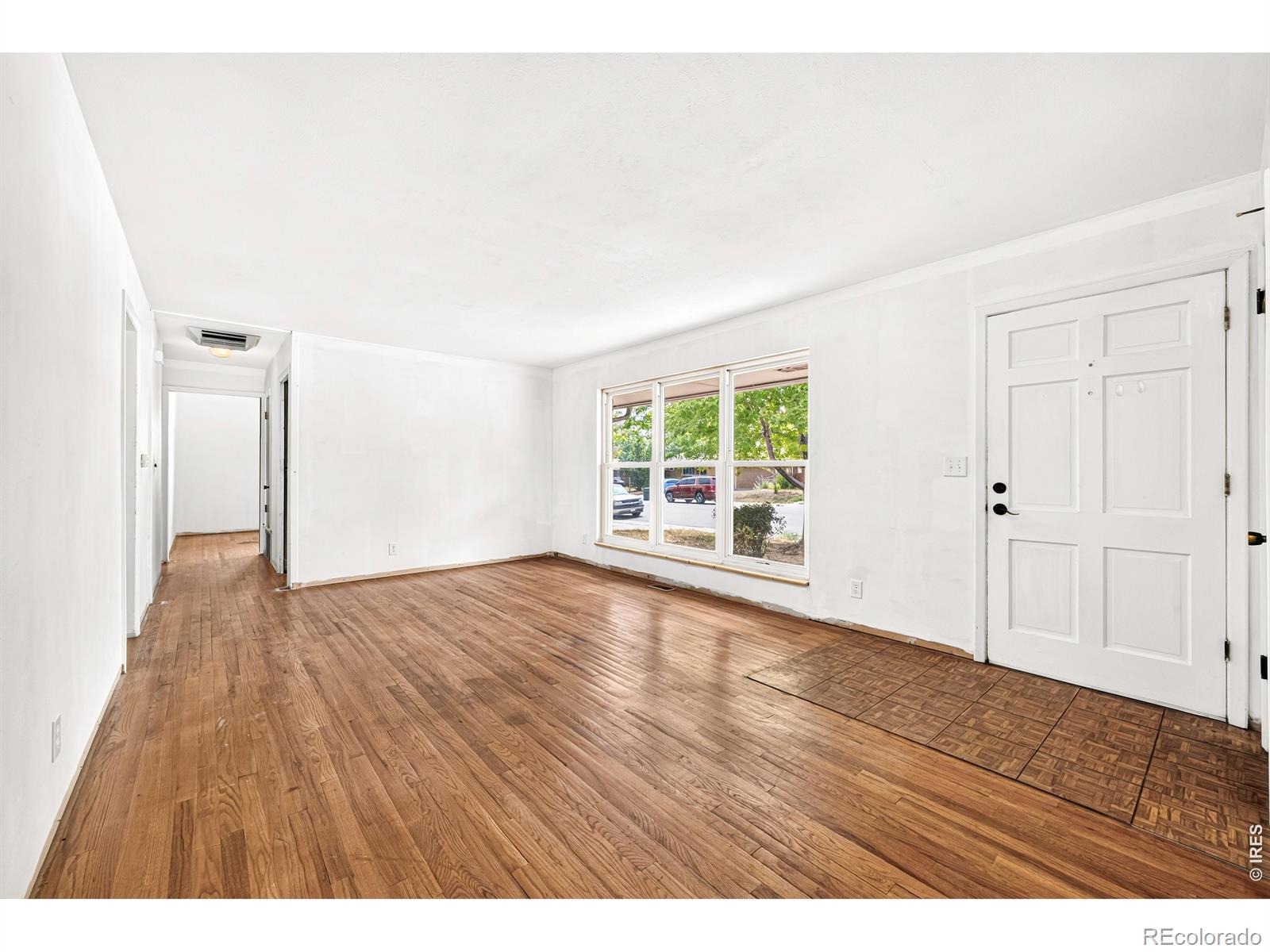 MLS Image #5 for 1741 w 83rd avenue,denver, Colorado