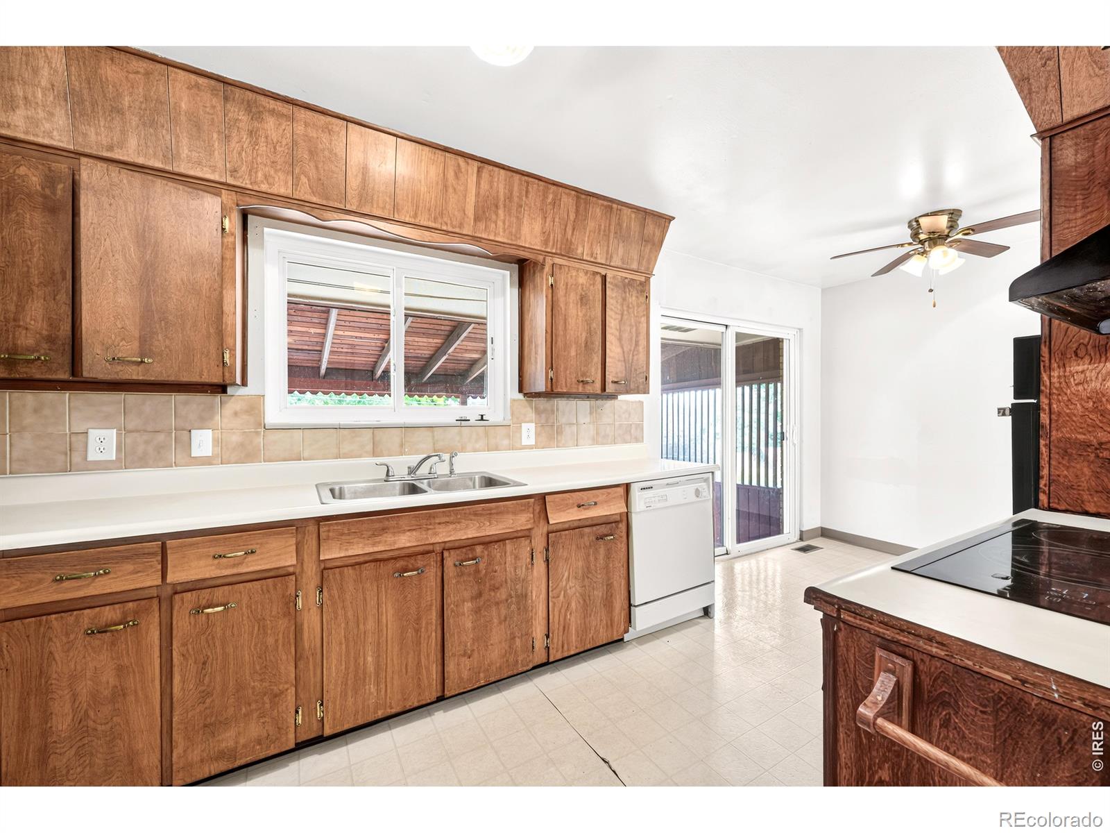 MLS Image #8 for 1741 w 83rd avenue,denver, Colorado
