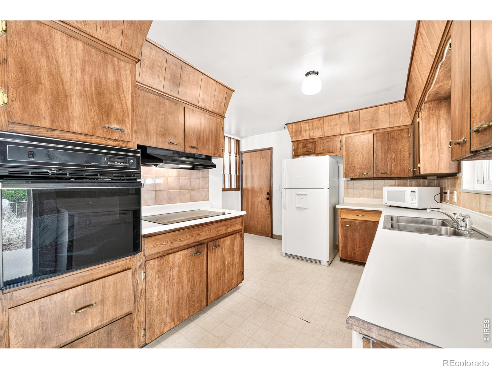MLS Image #9 for 1741 w 83rd avenue,denver, Colorado