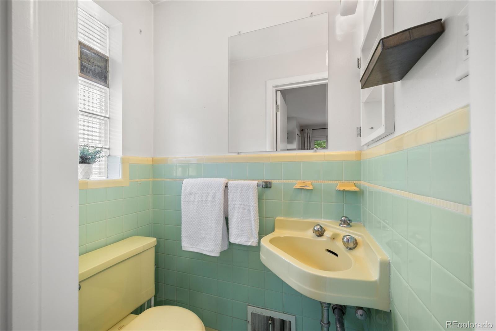 MLS Image #25 for 3560  everett street,wheat ridge, Colorado