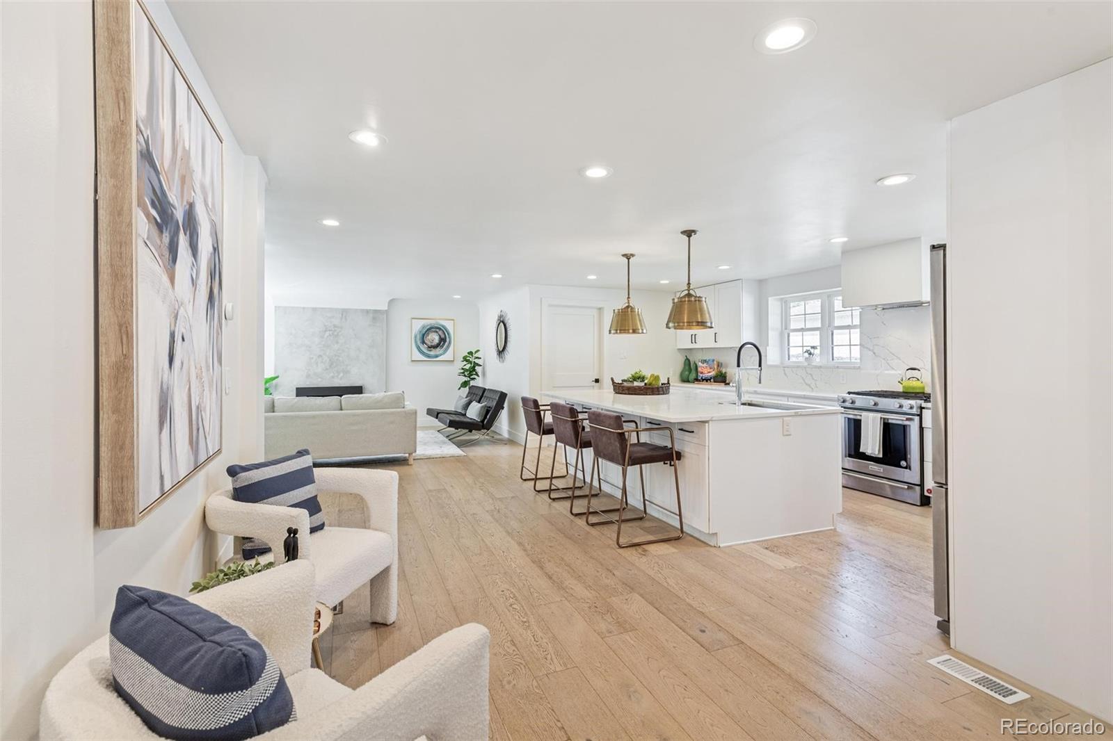 MLS Image #13 for 2511 n raleigh street,denver, Colorado
