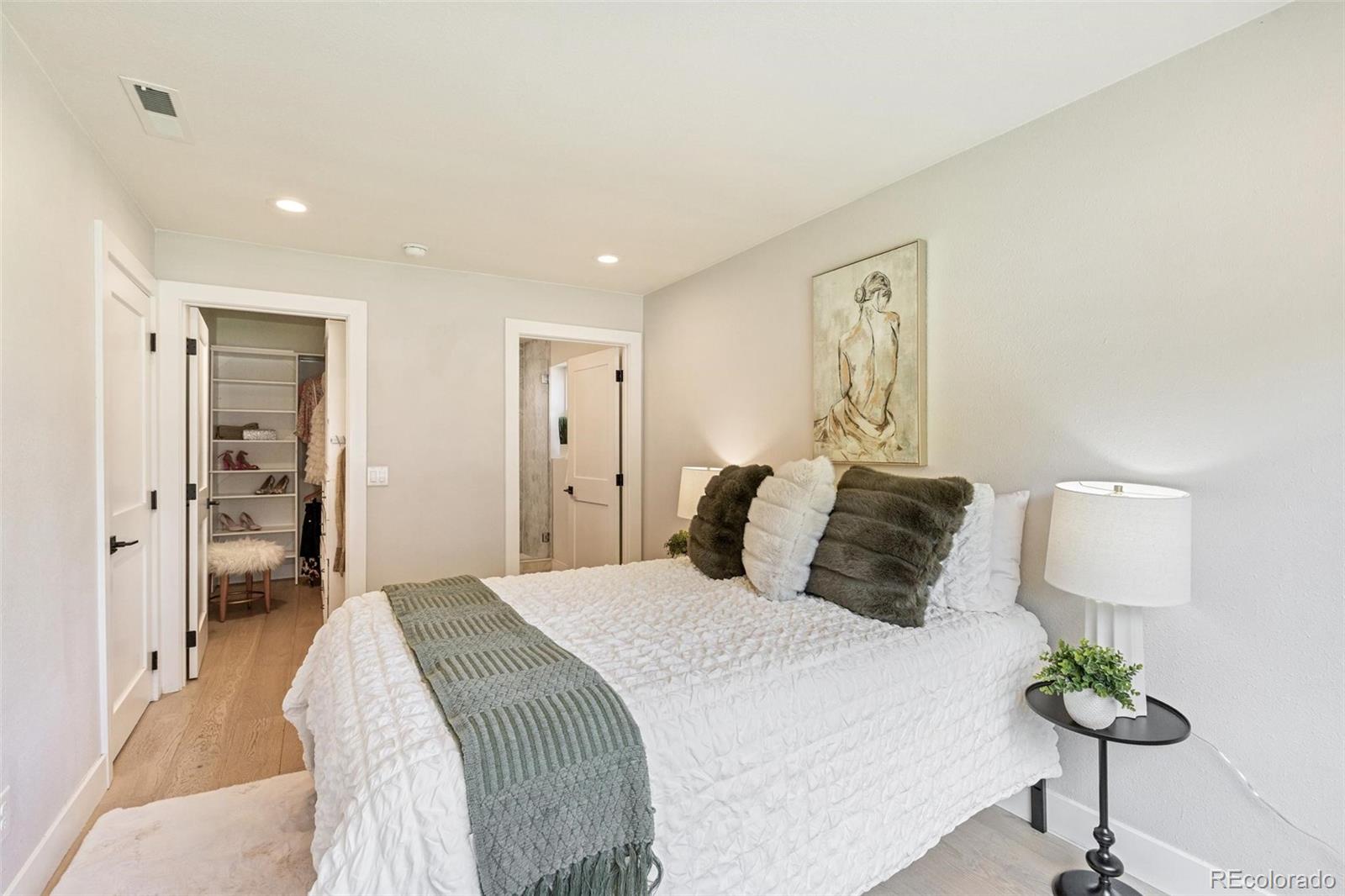 MLS Image #17 for 2511 n raleigh street,denver, Colorado