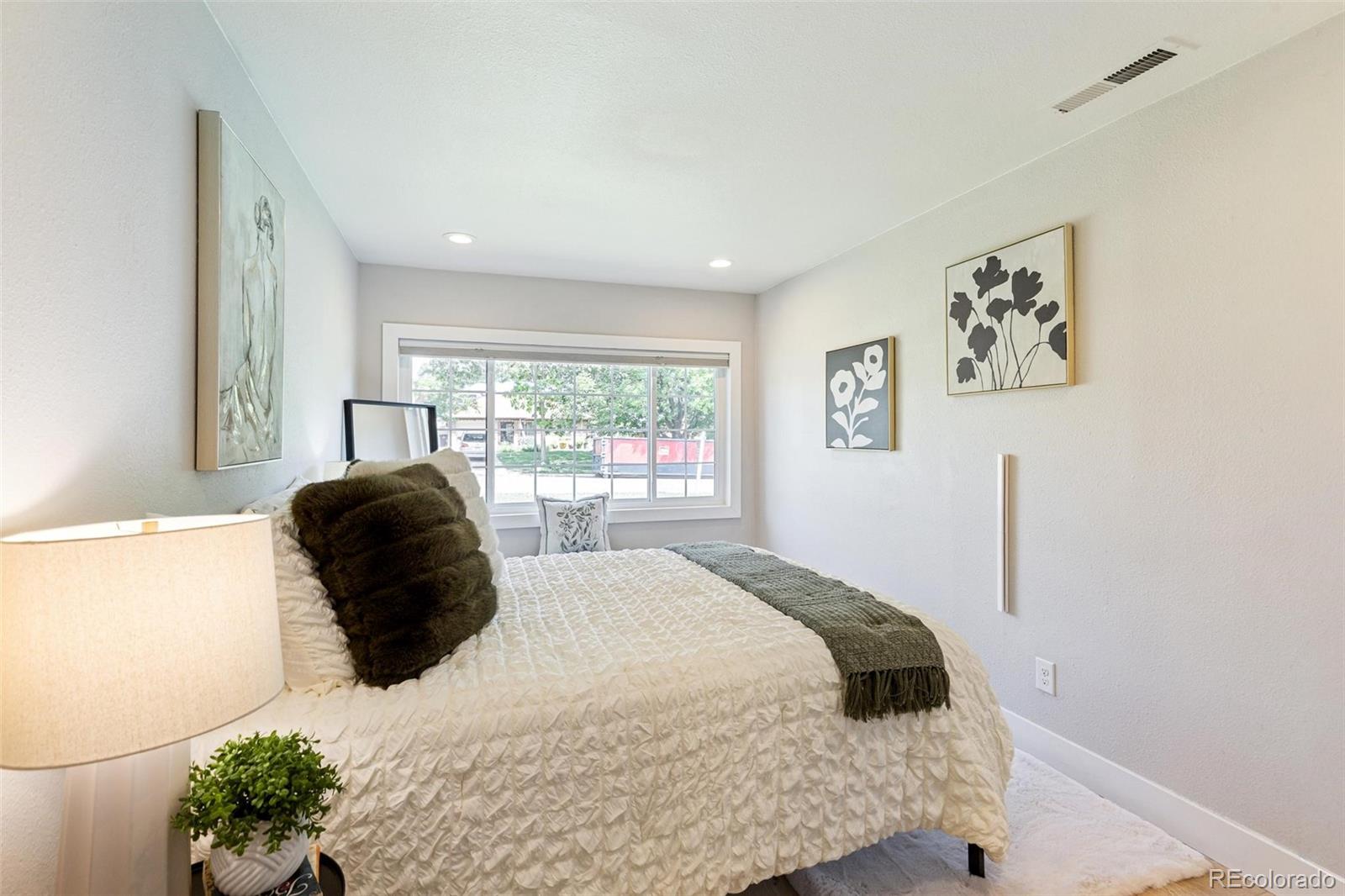 MLS Image #18 for 2511 n raleigh street,denver, Colorado