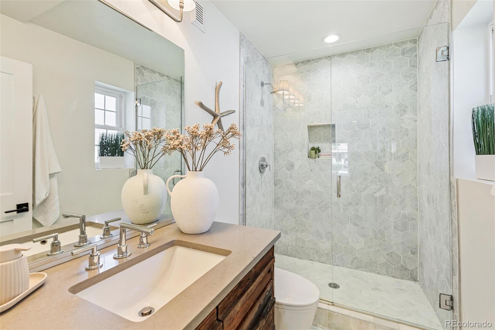 MLS Image #20 for 2511 n raleigh street,denver, Colorado