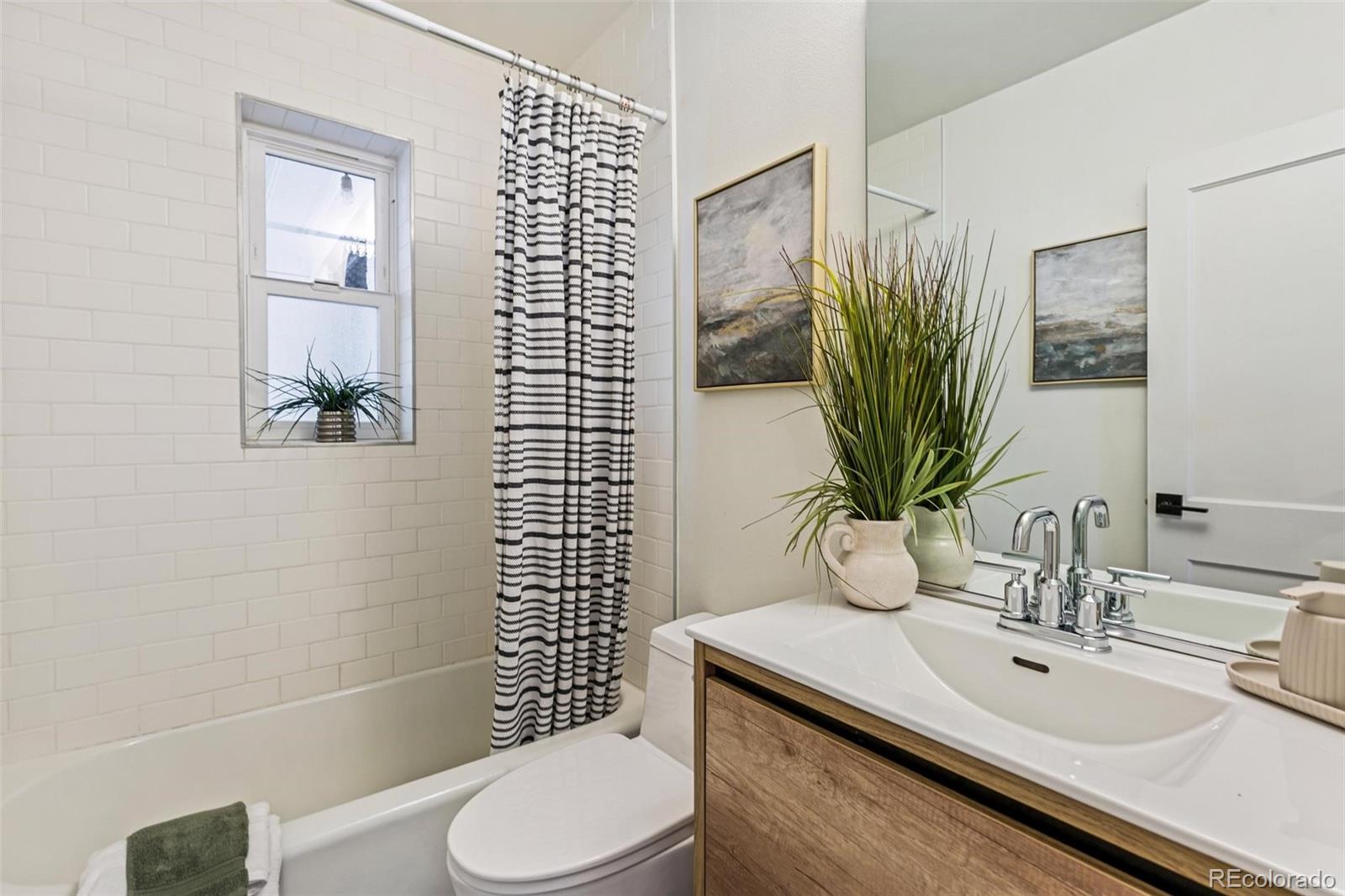 MLS Image #24 for 2511 n raleigh street,denver, Colorado