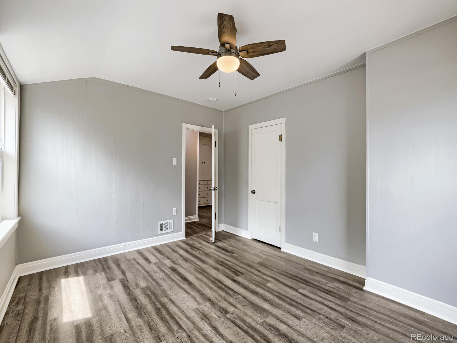 MLS Image #11 for 1187  syracuse street,denver, Colorado