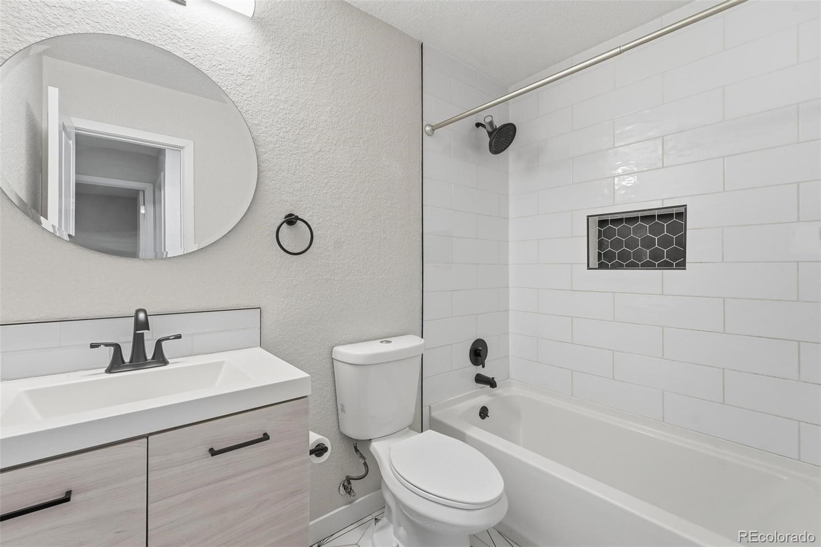 MLS Image #23 for 92 n newark street,aurora, Colorado