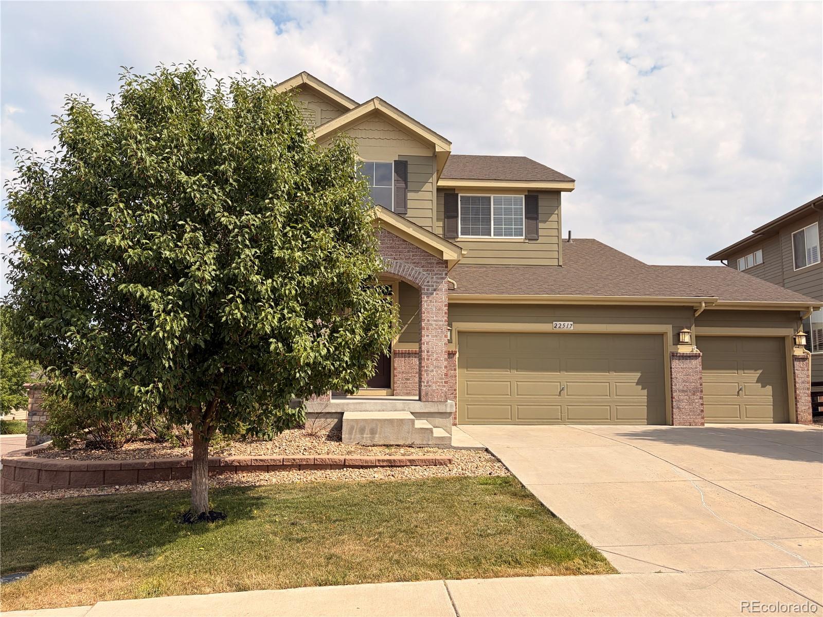 MLS Image #2 for 22517 e layton circle,aurora, Colorado