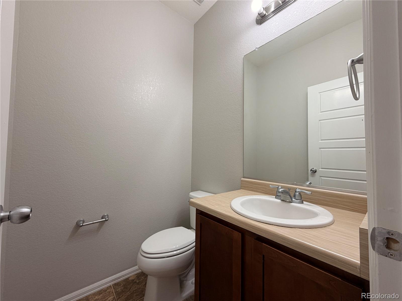 MLS Image #23 for 22517 e layton circle,aurora, Colorado