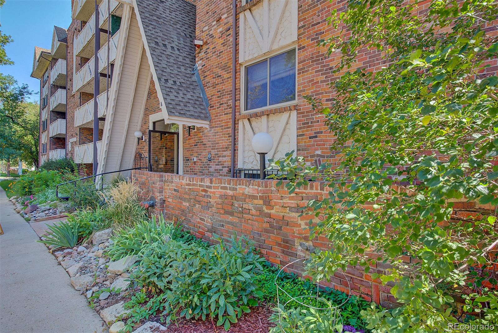 MLS Image #4 for 1366  garfield street,denver, Colorado