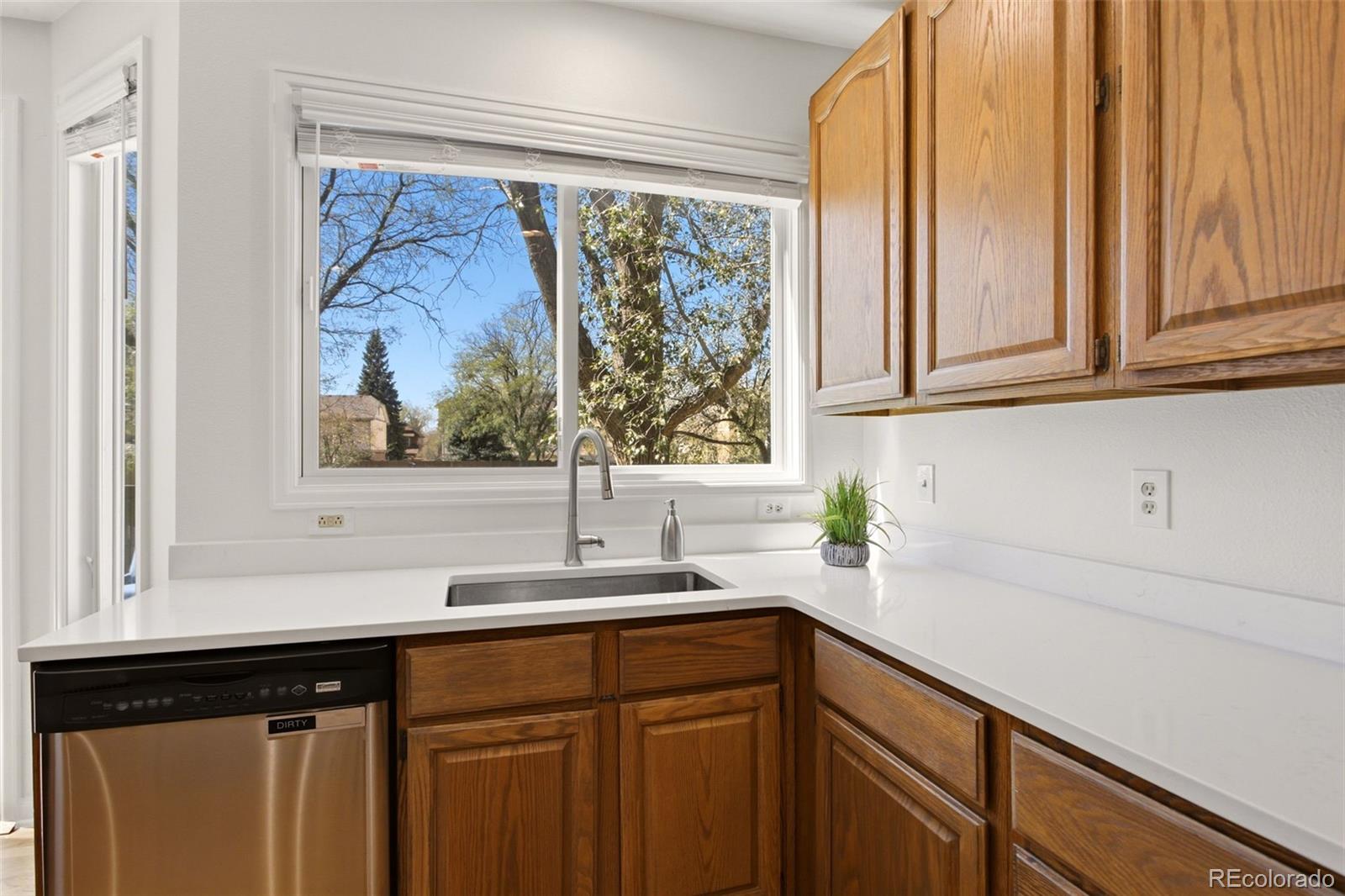 MLS Image #13 for 16254 e prentice place,centennial, Colorado