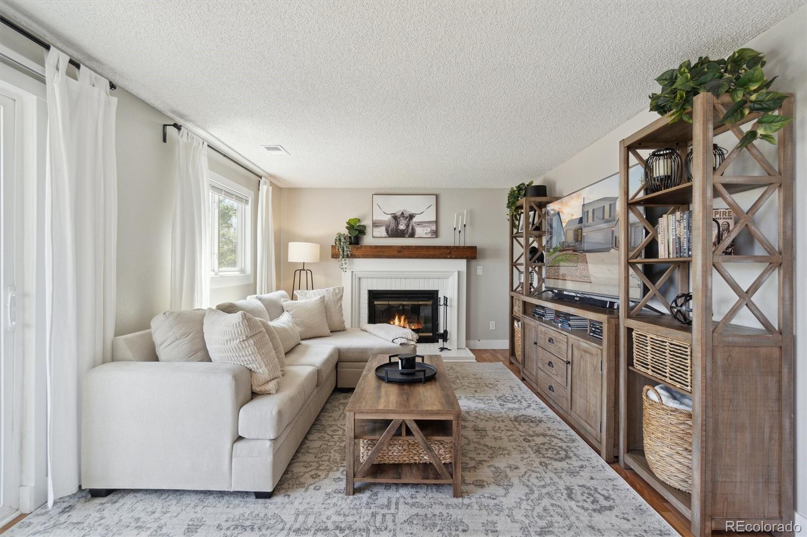 MLS Image #10 for 19876 e bethany drive,aurora, Colorado