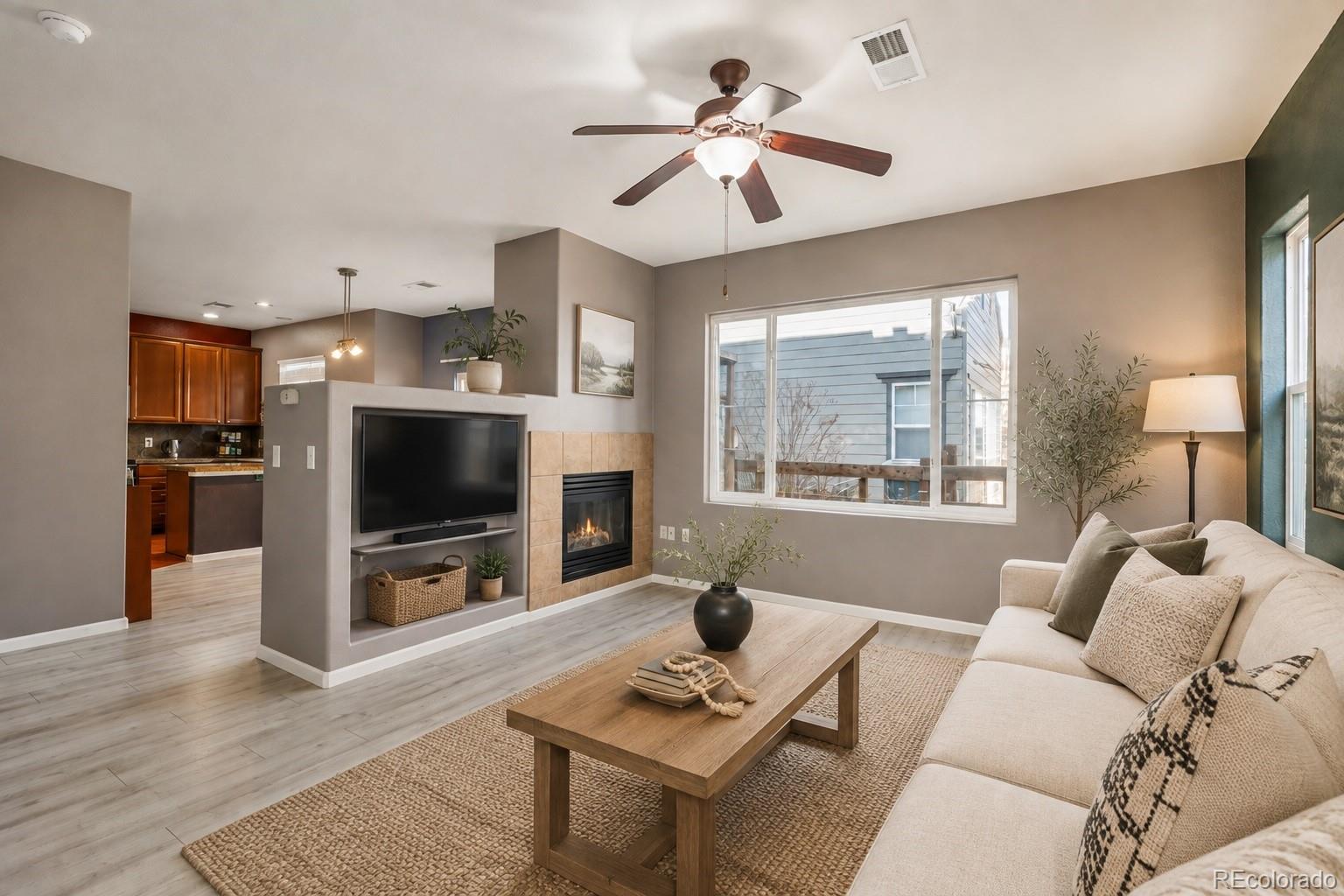 MLS Image #3 for 13000  grant circle,thornton, Colorado