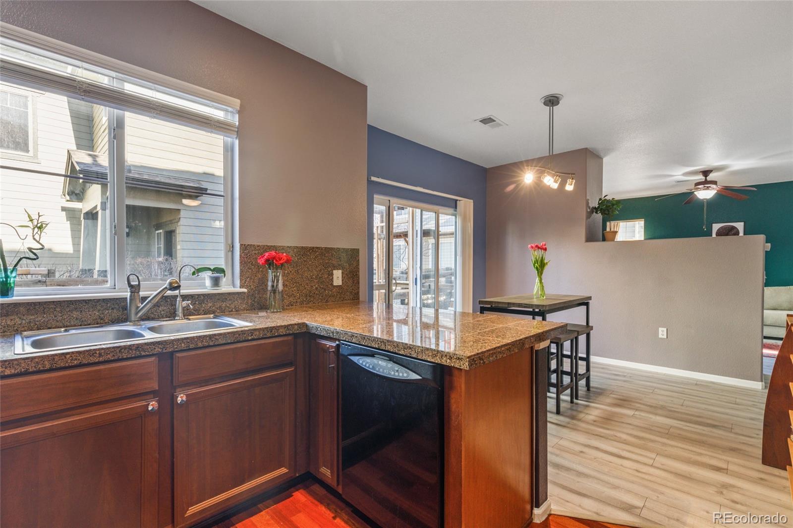 MLS Image #7 for 13000  grant circle,thornton, Colorado