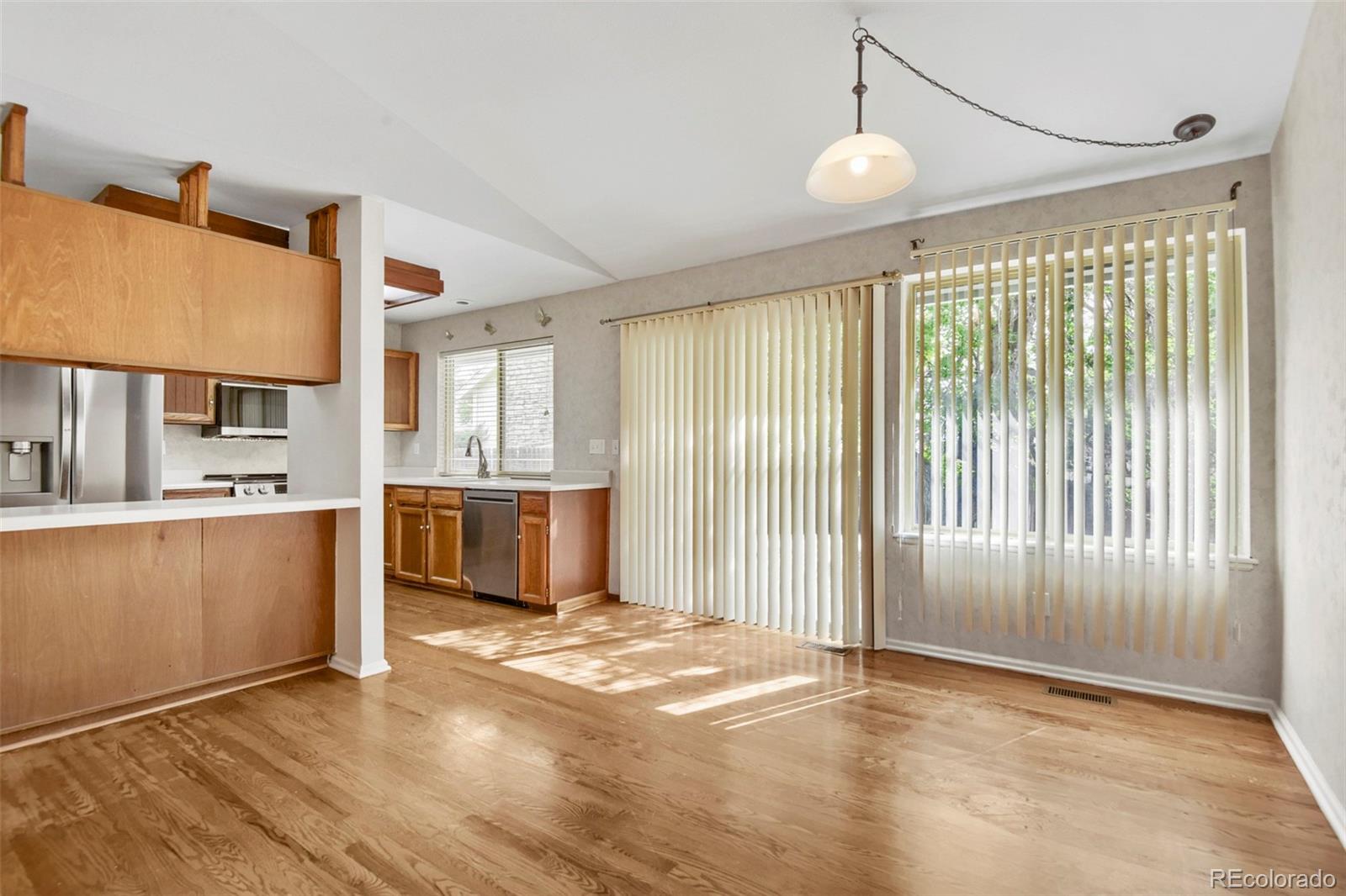 MLS Image #3 for 1942 s pagosa street,aurora, Colorado