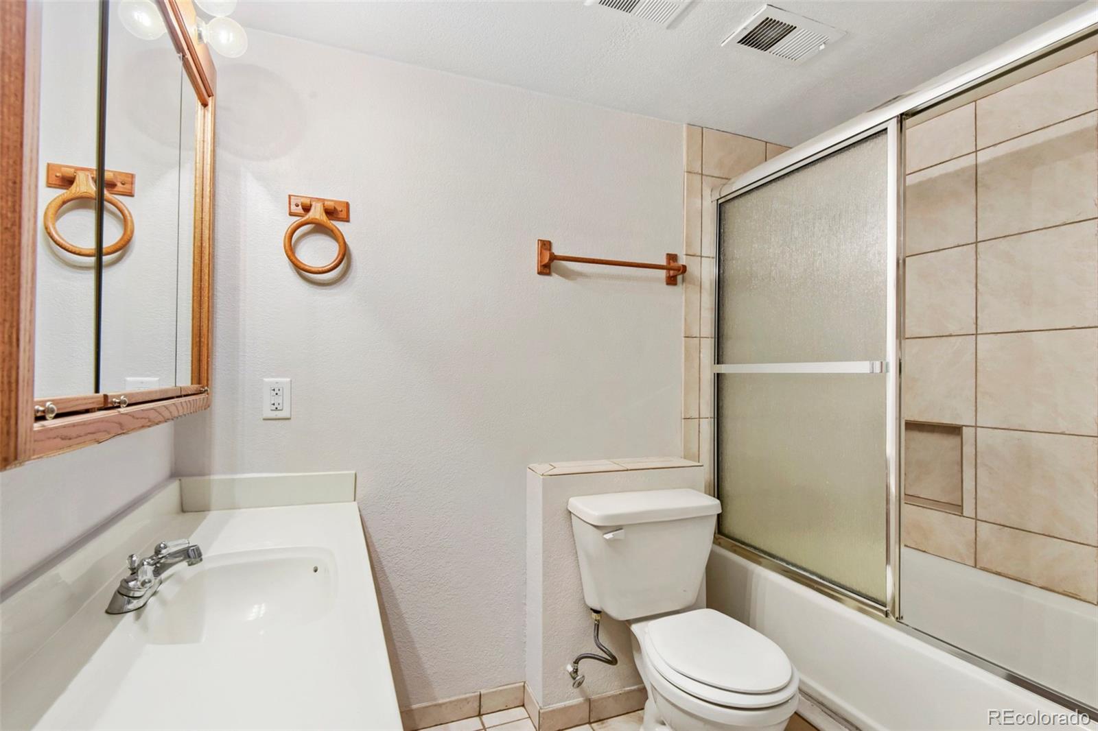 MLS Image #8 for 1942 s pagosa street,aurora, Colorado