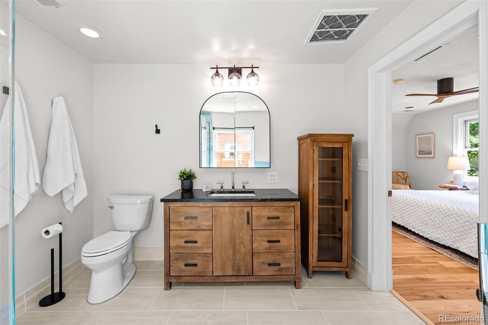 MLS Image #22 for 833 n marion street,denver, Colorado