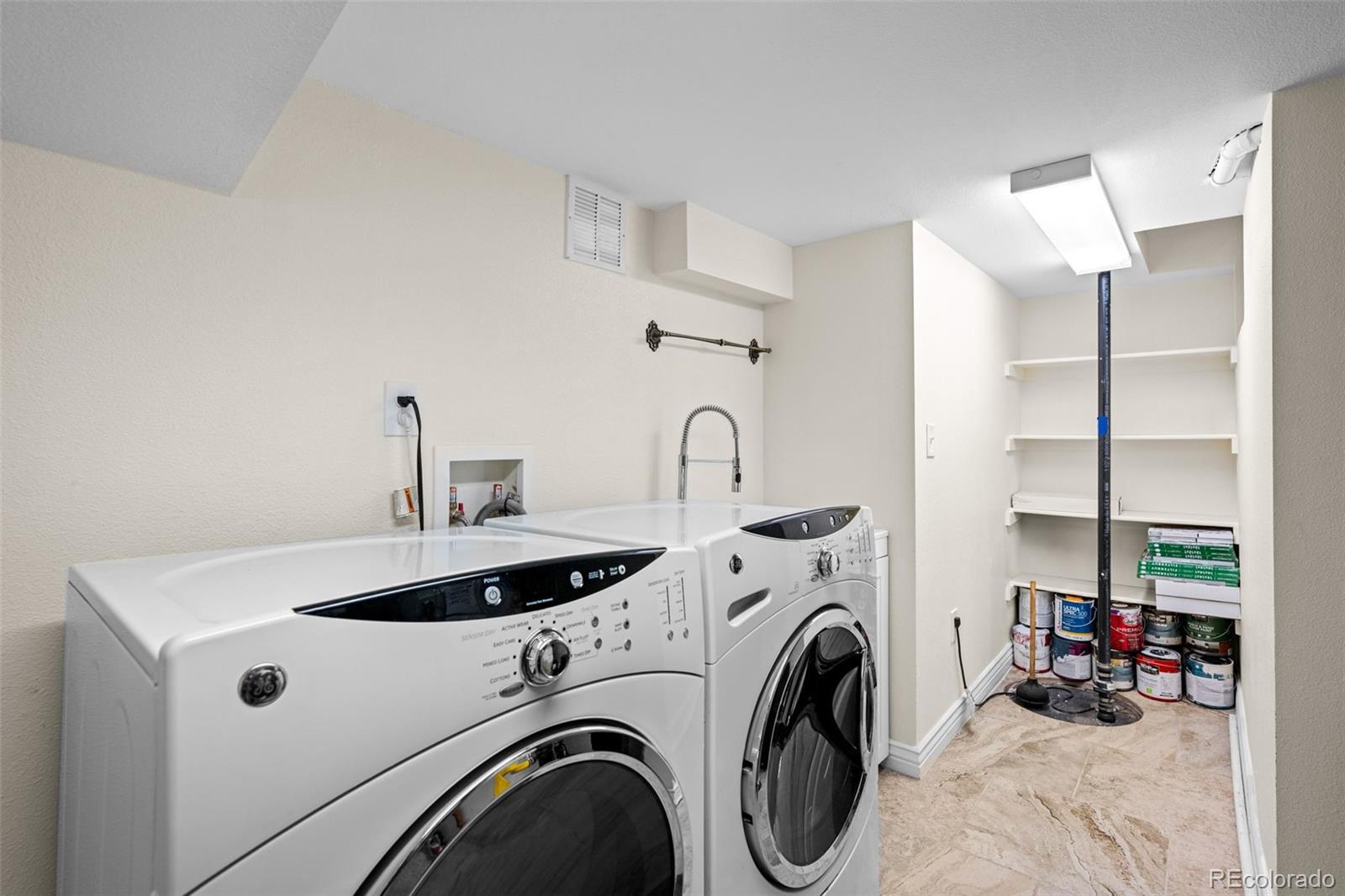 MLS Image #33 for 833 n marion street,denver, Colorado