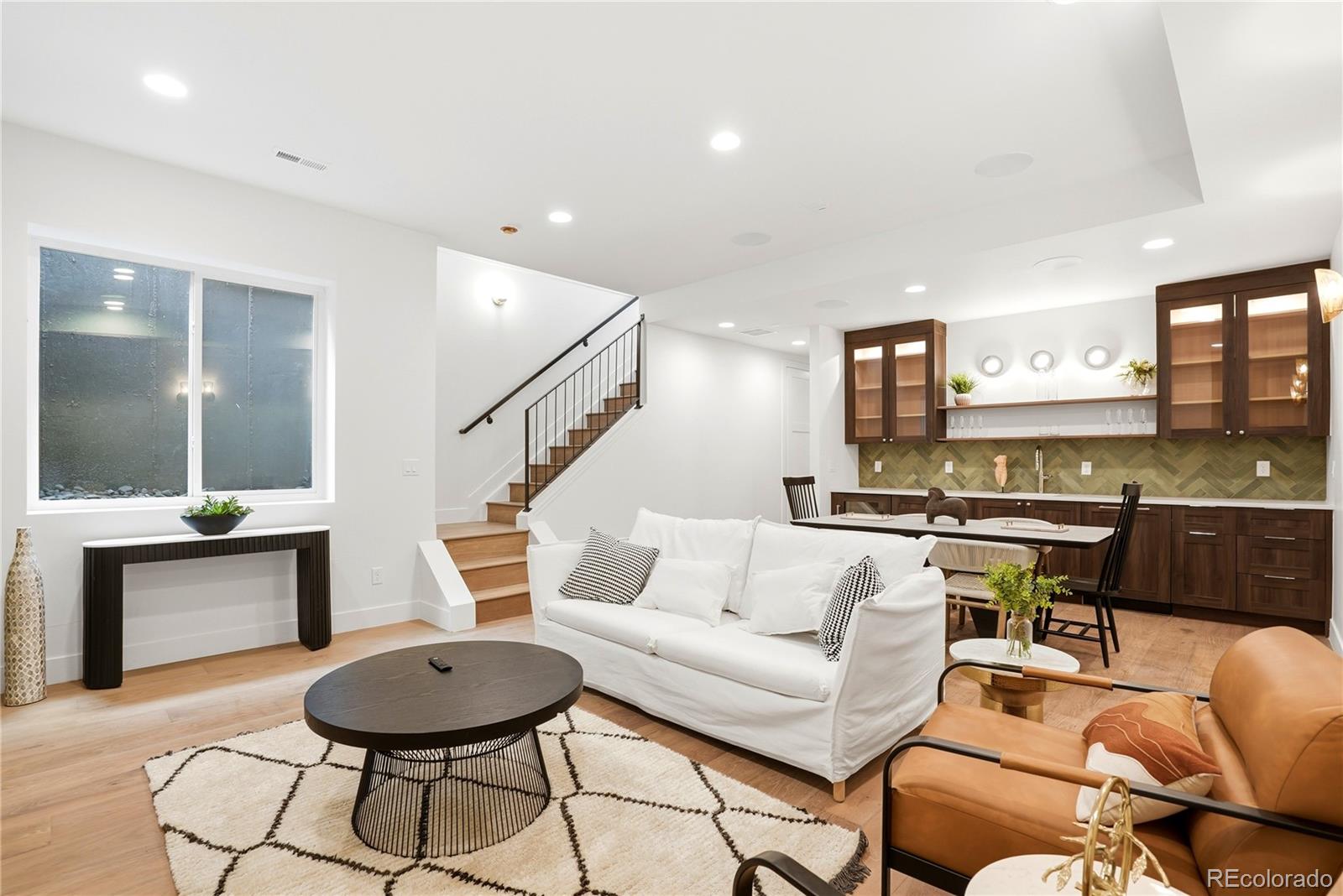 MLS Image #19 for 245 s emerson street,denver, Colorado